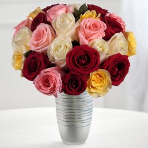 A bouquet of 25 multicolored roses — flower delivery in Atlanta, GA
