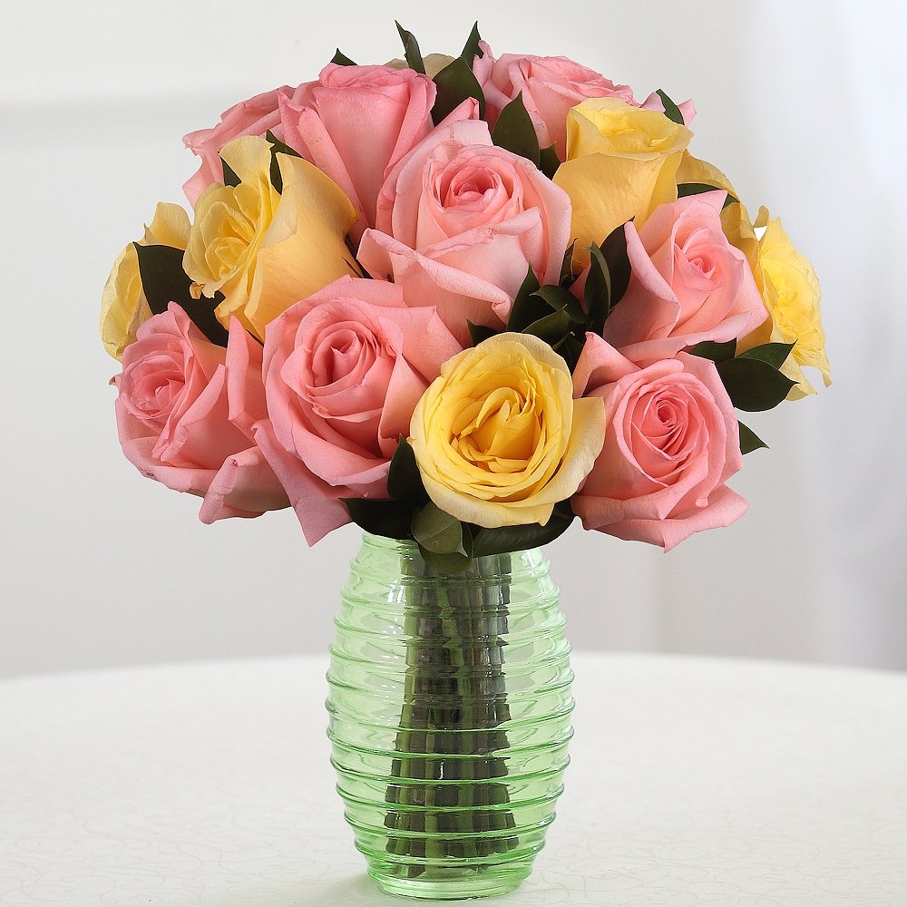 Bouquet of 15 pink and yellow roses — flower delivery in Atlanta, GA